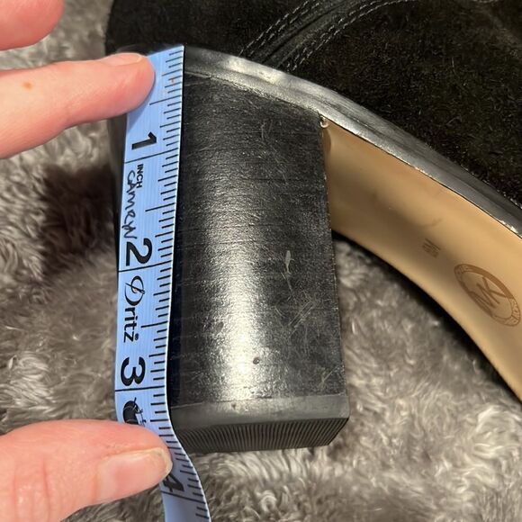 Michael Kors Black Thatcher Womens Lace-Up Suede Ankle Combat Boots Size 8M - Picture 9 of 12